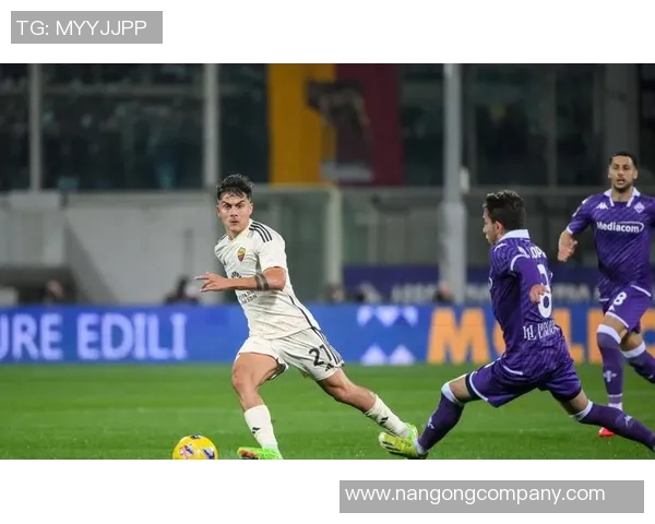 罗马对阵科莫首发阵容揭晓苏莱曼奇尼领衔迪巴拉替补出战