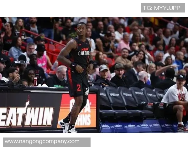 罗齐尔疑似装病离场背后真相曝光数百万押注引发家中聚会