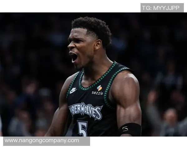 芬奇谈球队表现称戈贝尔发挥出色输球原因在于进攻端不力